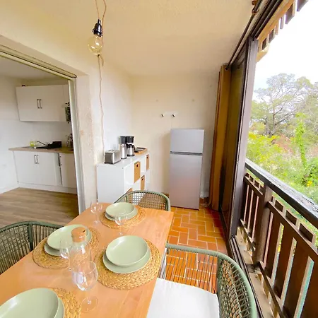 T2 Avec Piscine Proche Des Sablettes Avec Parking 아파트 *